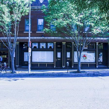 Luxury Apt W/ Spectrum Mood Lighting - Historic Cherokee Street Antique Row Мэриленд-Хайтс Экстерьер фото
