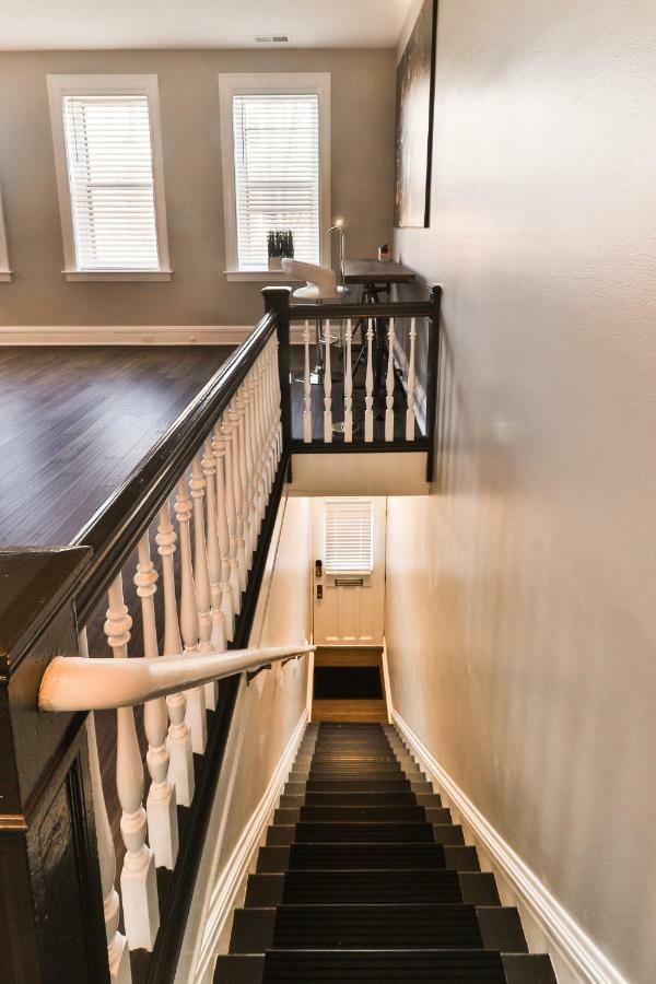 Luxury Apt W/ Spectrum Mood Lighting - Historic Cherokee Street Antique Row Мэриленд-Хайтс Экстерьер фото